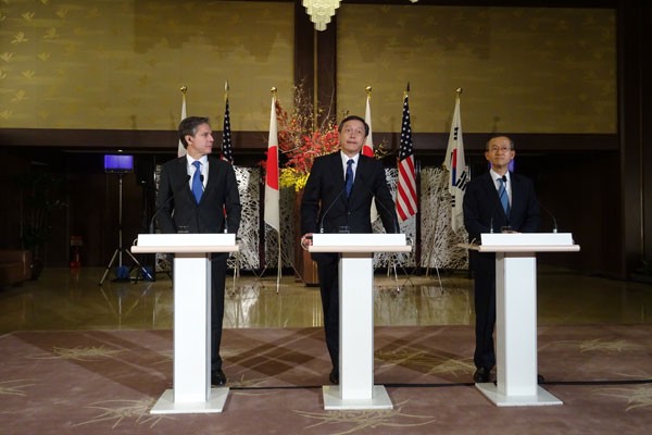 Япония, США и РК договорились добиваться жесткой резолюции Совбеза ООН по КНДР - ảnh 1